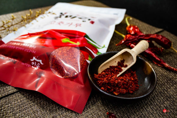 HONGMIDANG Premium Korean Chili Powder 500g / 100% Red Pepper Flakes for Korean & Asian Food. MSG Free.